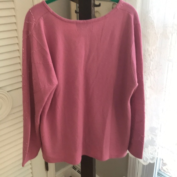 Susan Graver sweater. 1x. NWOT. - Picture 4 of 5